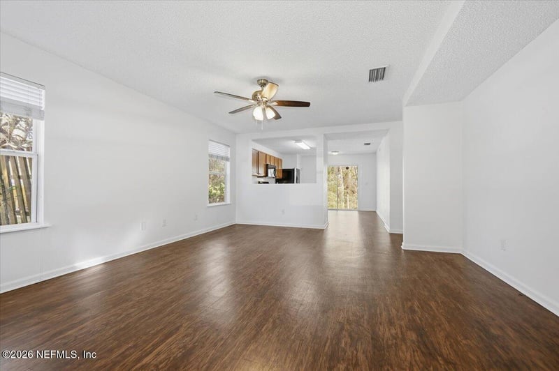 5749 Birds Nest Ln, Jacksonville, FL 32222