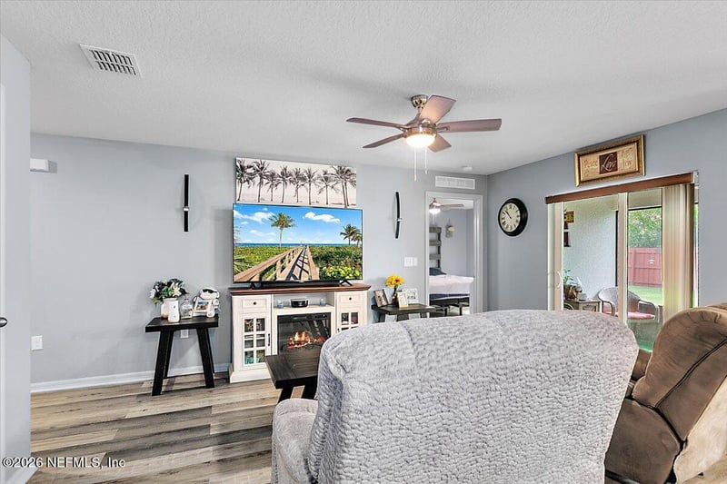 8 Raeitan Way, Palm Coast, FL 32164