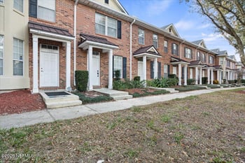 1488 Fieldview Dr, Jacksonville, FL 32225