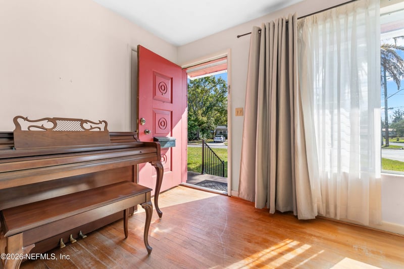 3905 Ferrarra St, Jacksonville, FL 32217