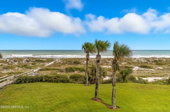 50 Seminole Landing Rd, Atlantic Beach, FL 32233