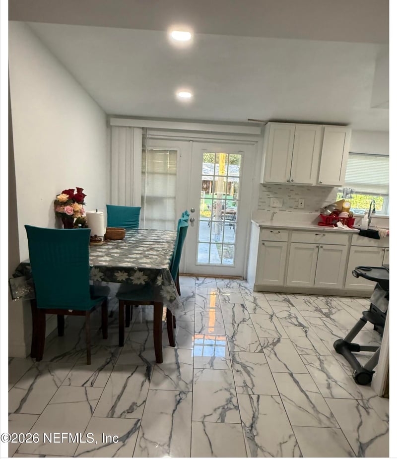 5813 Ridgeway Rd, Jacksonville, FL 32244