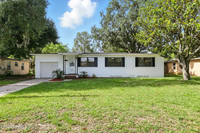 6552 Shady Oak Dr, Jacksonville, FL 32277