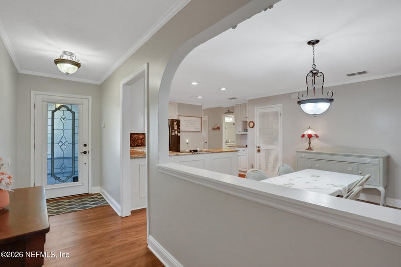 8 Fox Valley Dr, Orange Park, FL 32073