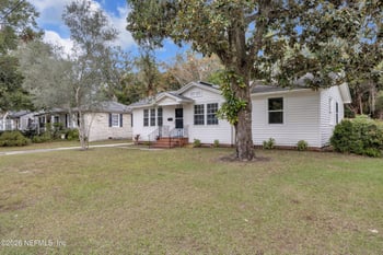 1641 Charon Rd, Jacksonville, FL 32205