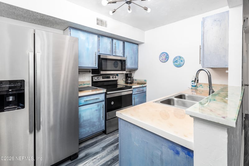 8455 Pineverde Ln, Jacksonville, FL 32244