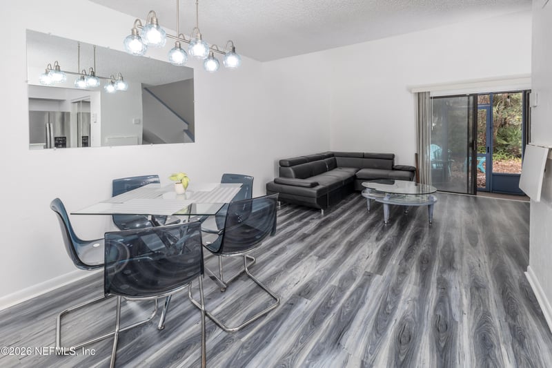 8455 Pineverde Ln, Jacksonville, FL 32244