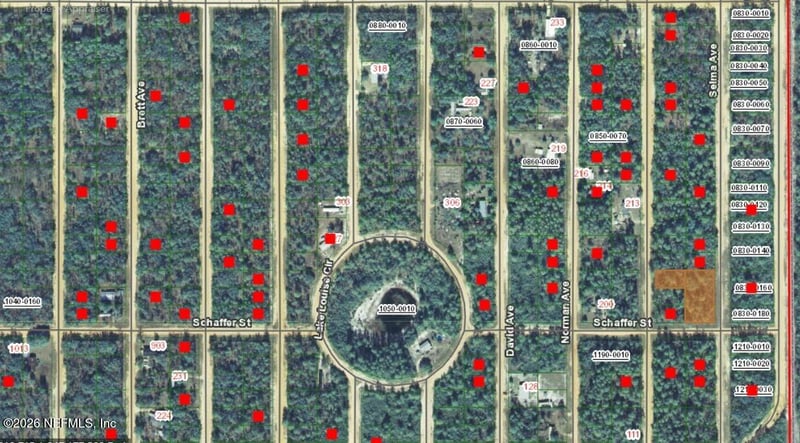 000 Selma Ave, Interlachen, FL 32148