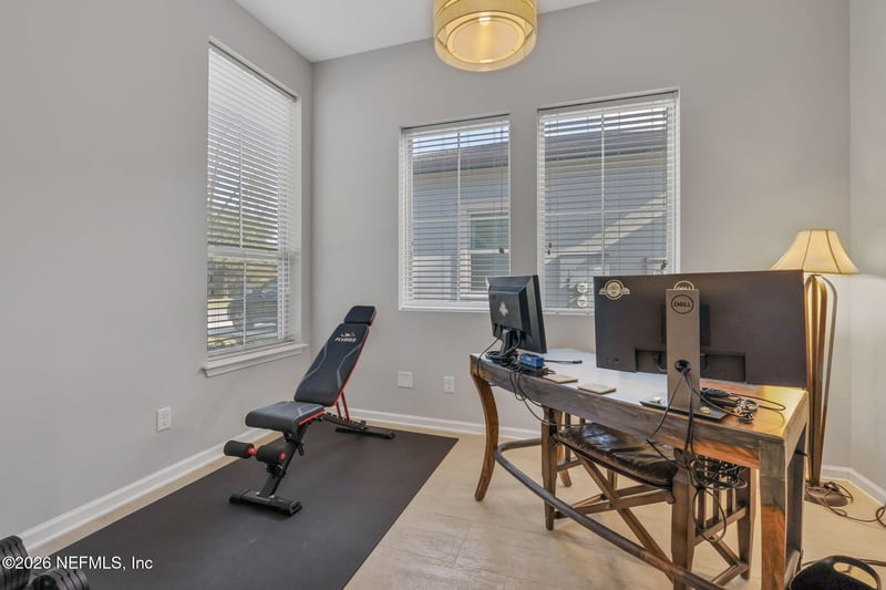 103 Crestway Ln, Jacksonville, FL 32081