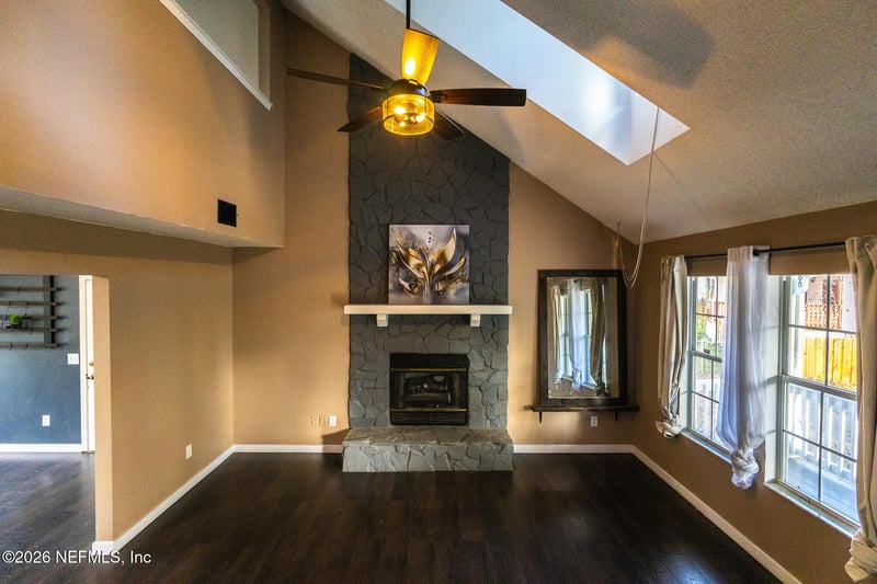 321 Paradise Cir, Satsuma, FL 32189