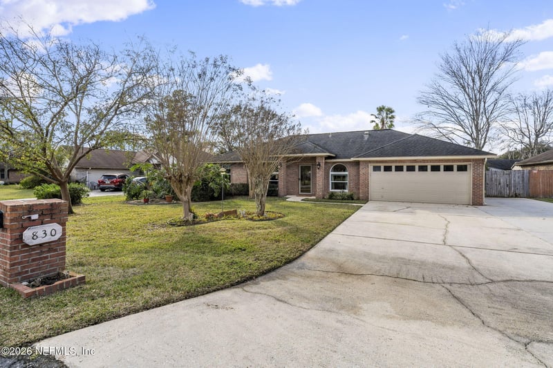 830 Midland Ct, Orange Park, FL 32065