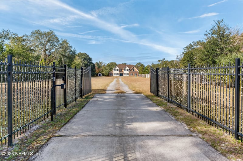 13576 Dunn Creek Rd, Jacksonville, FL 32218