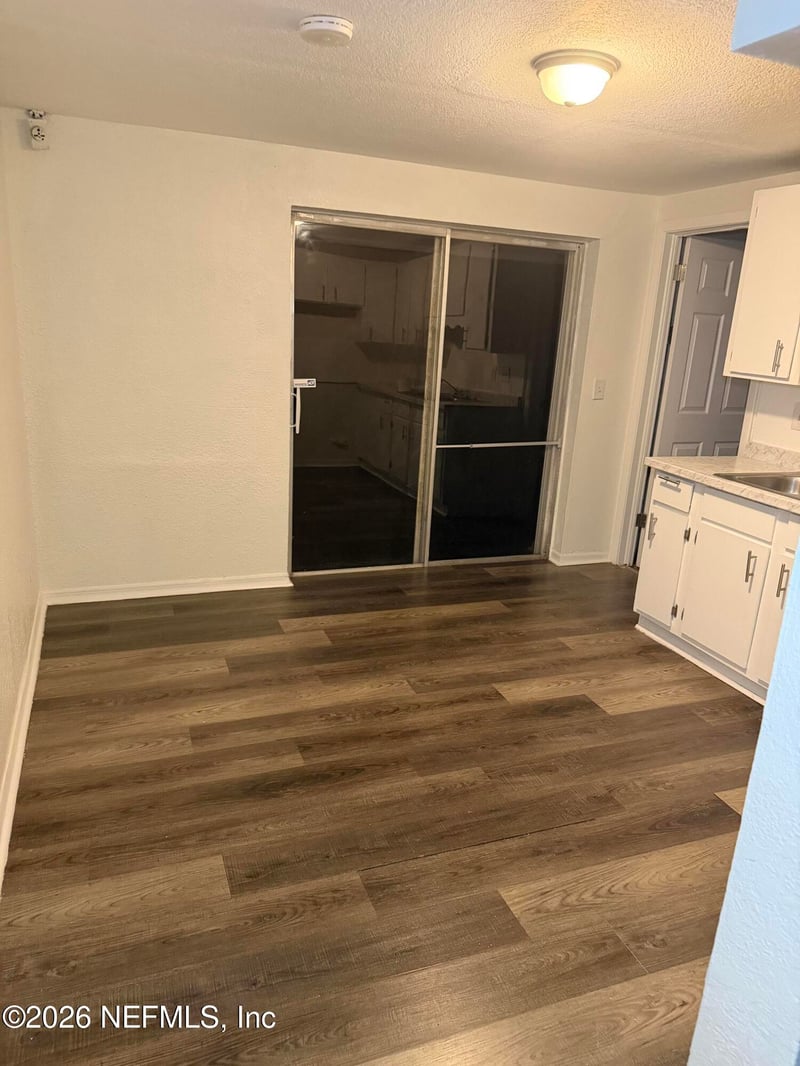 8424 Lincrest Dr, Jacksonville, FL 32208