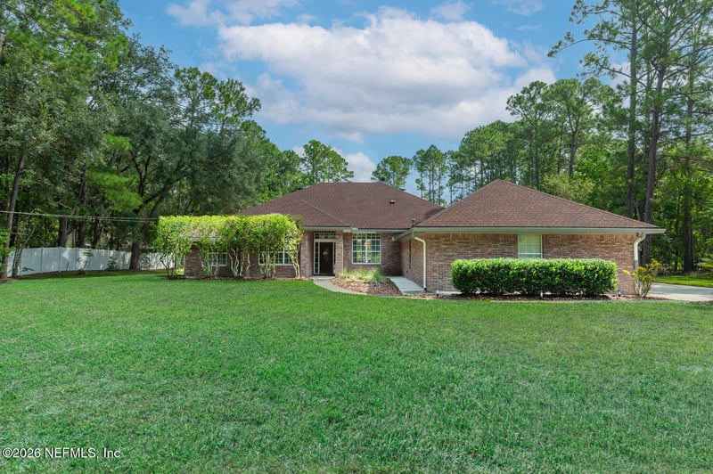 1275 Whispering Pines Rd, St Johns, FL 32259