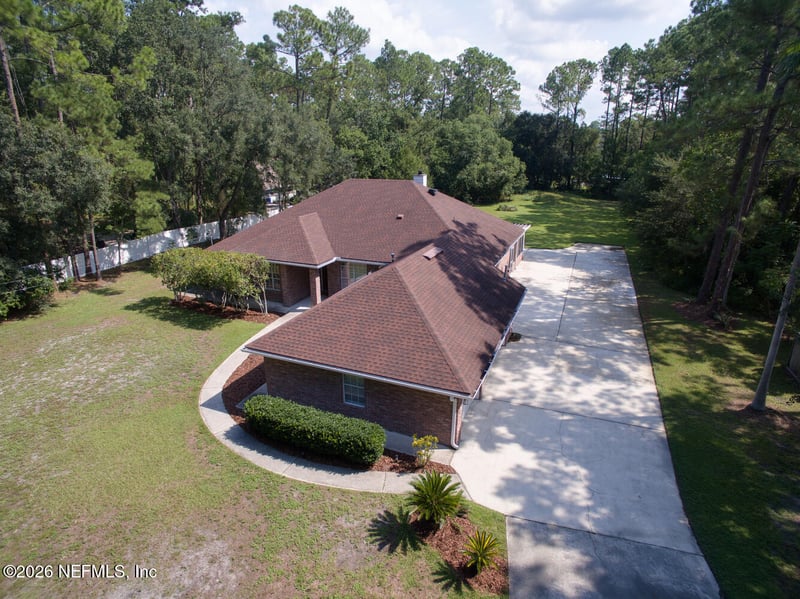 1275 Whispering Pines Rd, St Johns, FL 32259