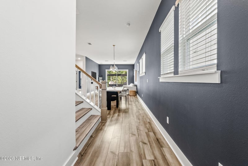 9989 Element Rd, Jacksonville, FL 32256