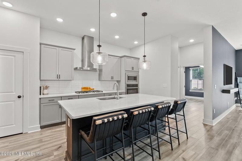 9989 Element Rd, Jacksonville, FL 32256