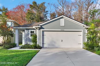 7892 Meadow Walk Ln, Jacksonville, FL 32256