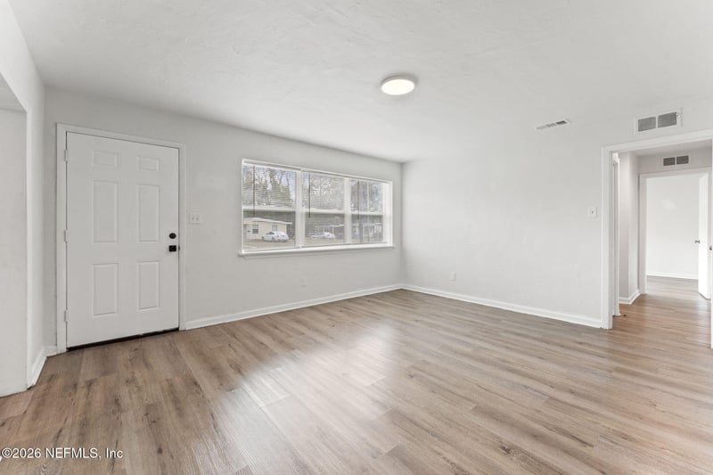 10336 Pinehurst Dr, Jacksonville, FL 32218