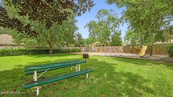 4364 Hollygate Dr, Jacksonville, FL 32258