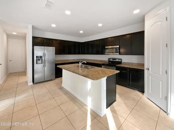 15713 Lexington Park Blvd, Jacksonville, FL 32218