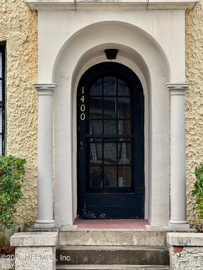 1402 James St, Jacksonville, FL 32205