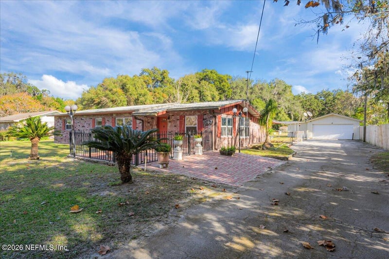 1707 Palm Ave, Palatka, FL 32177