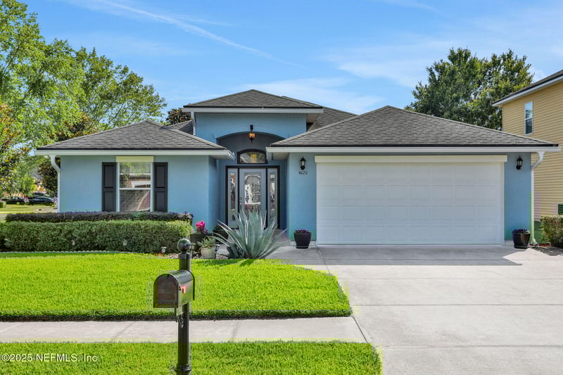 4620 Pine Lake Dr, Middleburg, FL 32068