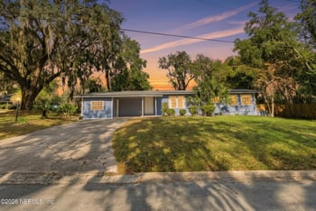 6231 Riviera Manor Dr, Jacksonville, FL 32216