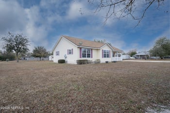 27333 Fourteenth Ave, Hilliard, FL 32046