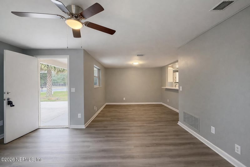 814 Greeland Ave, Jacksonville, FL 32221