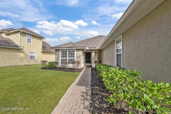 909 Thoroughbred Dr, Orange Park, FL 32065