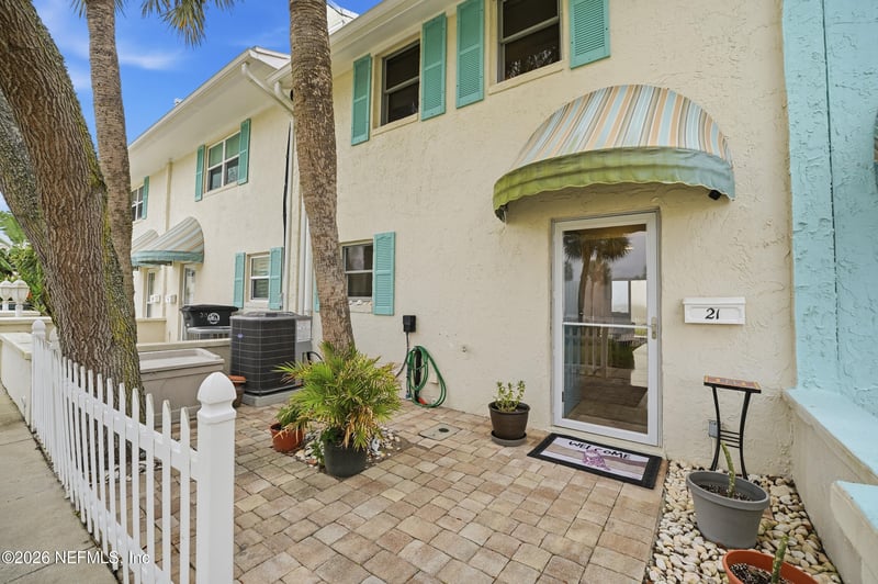 2233 Seminole Rd #21, Atlantic Beach, FL 32233
