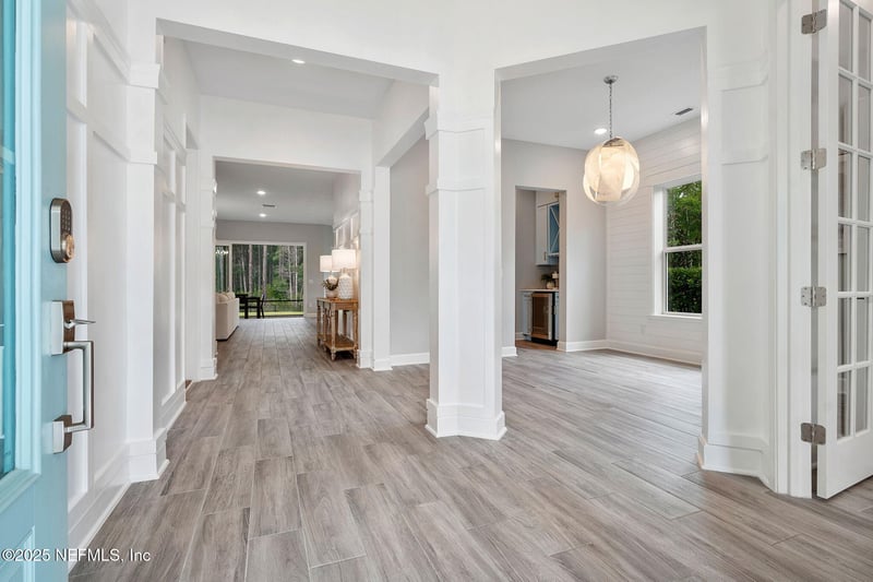 695 Palm Crest Dr, Ponte Vedra, FL 32081