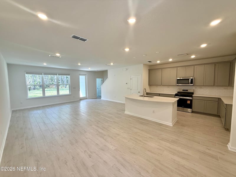 381 Woods Ln, St Augustine, FL 32092