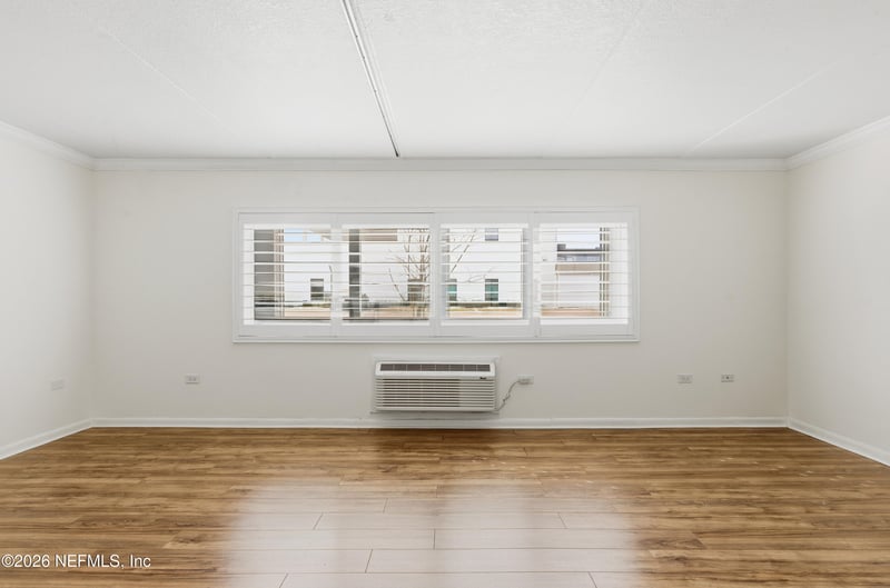 222 14th Ave #109, Jacksonville Beach, FL 32250