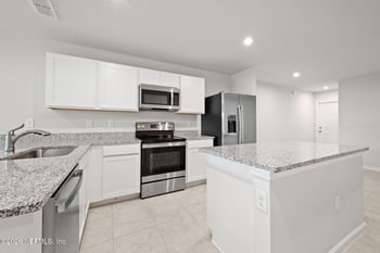 7176 Luminary Ln, Jacksonville, FL 32210