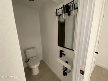 9787 Kline Rd, Jacksonville, FL 32246