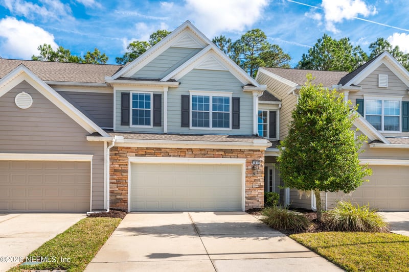 3897 Lionheart Dr, Jacksonville, FL 32216