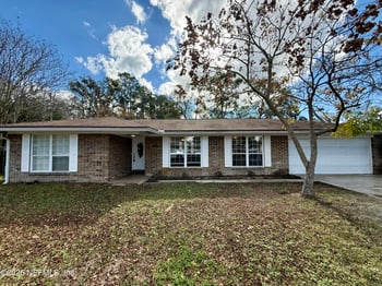 48 Canterbury Ct, Orange Park, FL 32065