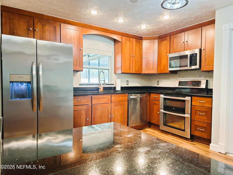 1692 Bartlett Ave, Orange Park, FL 32073