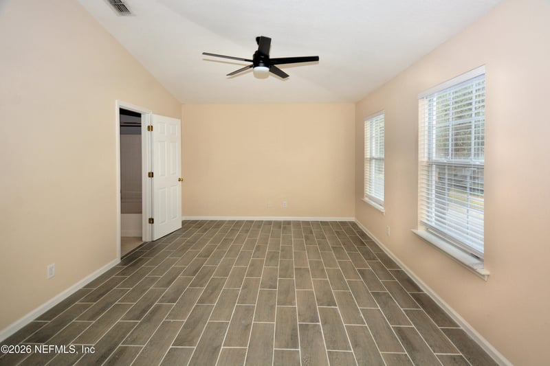 5851 Parkstone Crossing Dr, Jacksonville, FL 32258