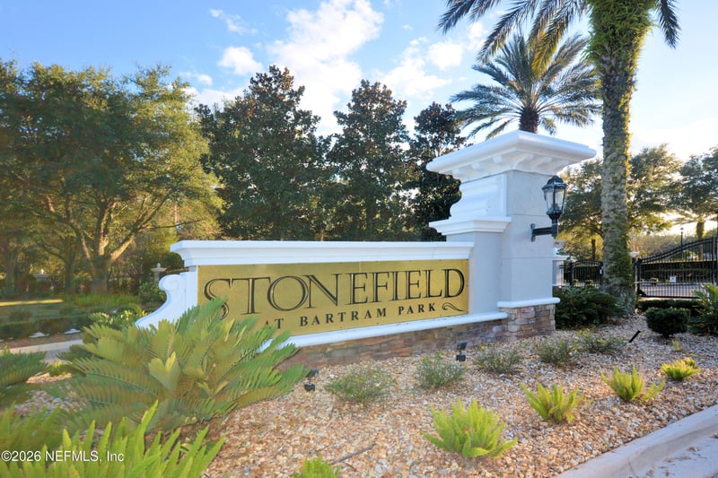 5851 Parkstone Crossing Dr, Jacksonville, FL 32258