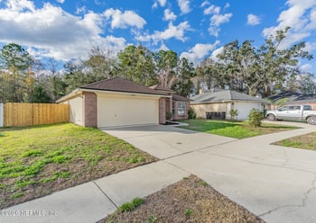 7052 Shady Pine St, Jacksonville, FL 32244