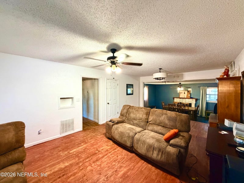 2434 Ligustrum Rd, Jacksonville, FL 32211