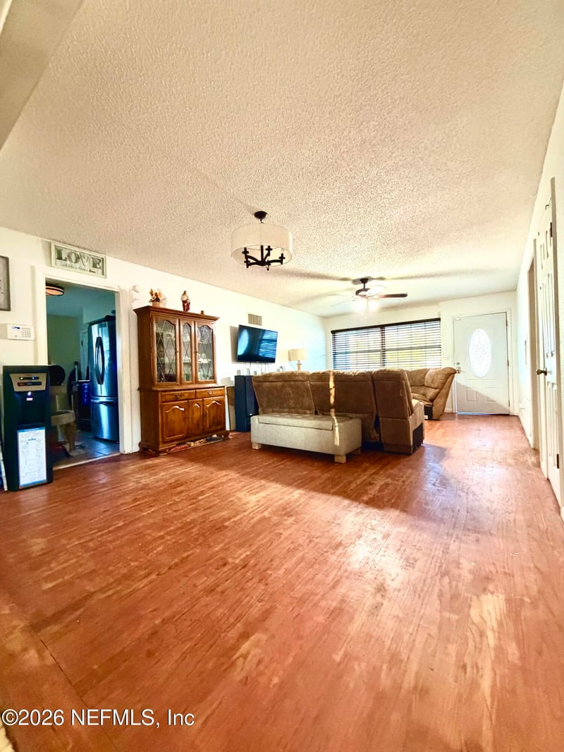 2434 Ligustrum Rd, Jacksonville, FL 32211