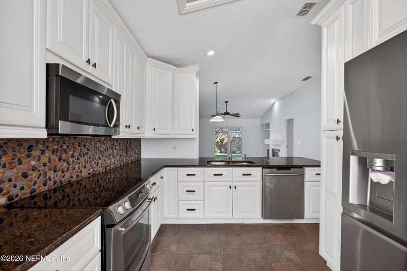 2309 Millford Ln, Jacksonville, FL 32246