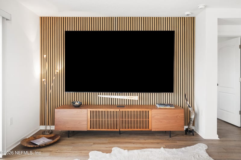 5435 Hollow Birch Dr, Jacksonville, FL 32219