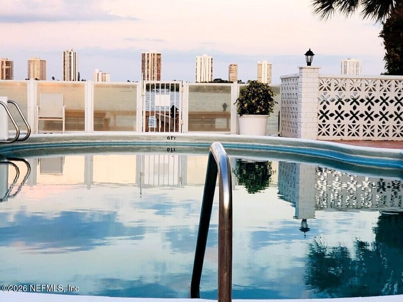 100 Doolen Ct #313, West Palm Beach, FL 33408