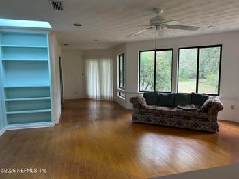 6116 Trout St, Melrose, FL 32666